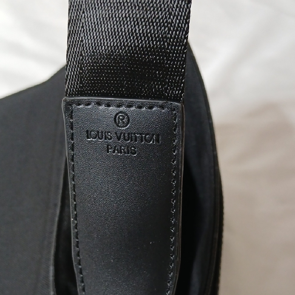 Louis Vuitton Dark Gray Monogram Shoulder Bag - Picture 5 of 8